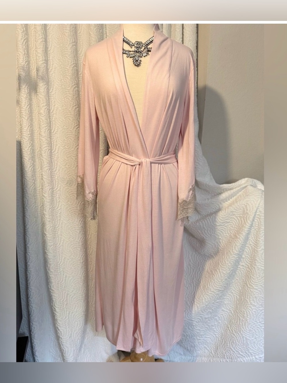 Natori Congo Lace Pale Pink Robe